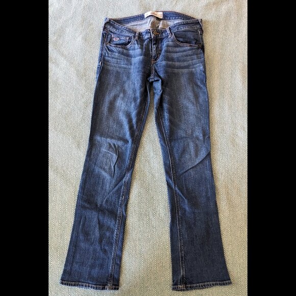 Hollister Jeans - Picture 1 of 6